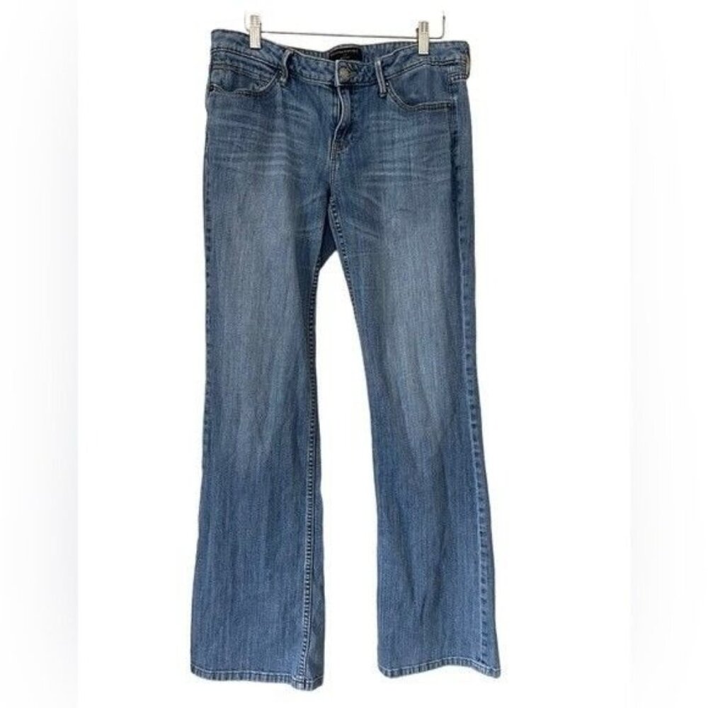 Banana Republic Women’s 12L Jeans Bootcut Distressed size 31 Stretch Blue